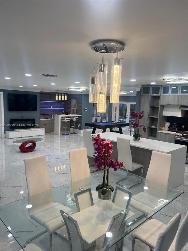 Building Photo - 1430 Polk St