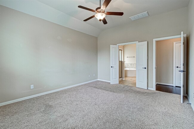 Building Photo - 4814 Sequoia Park Ln