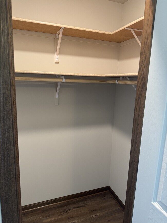 Building Photo - 230 W Samuel Ave