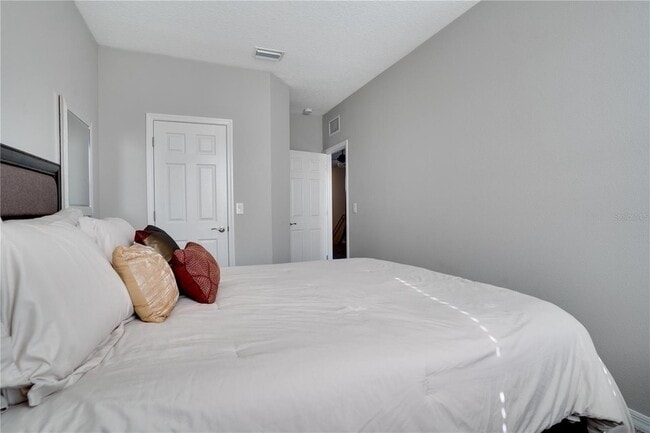 Building Photo - 2915 Grand Kemerton Pl