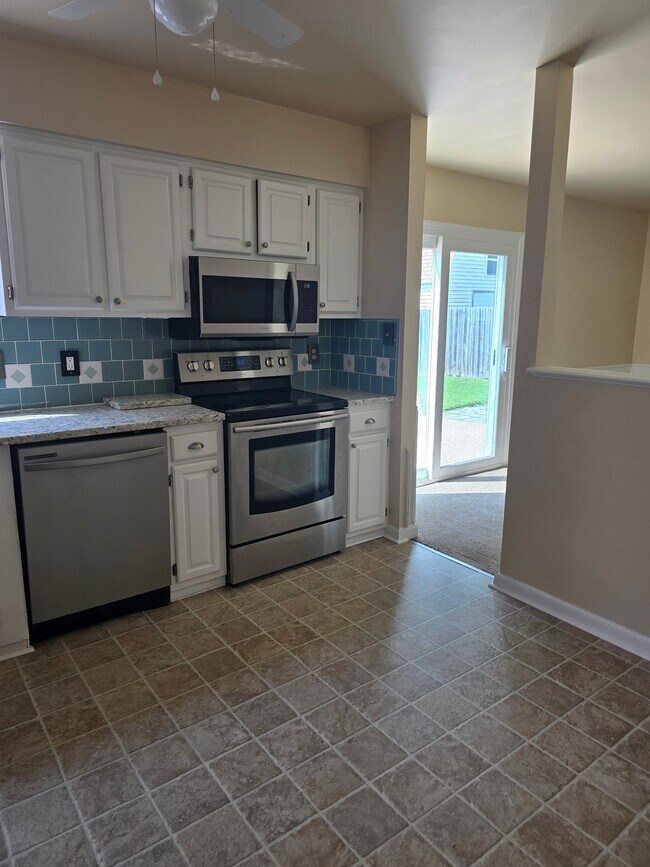 Building Photo - 40 Eagles Landing
