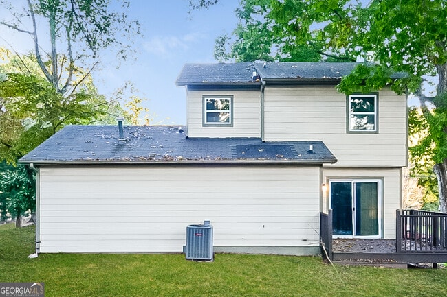 Building Photo - 8305 Gledstone Way