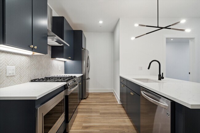 Building Photo - 2636 E York St