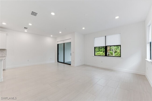 Building Photo - 4286 Sonoma Oaks Dr