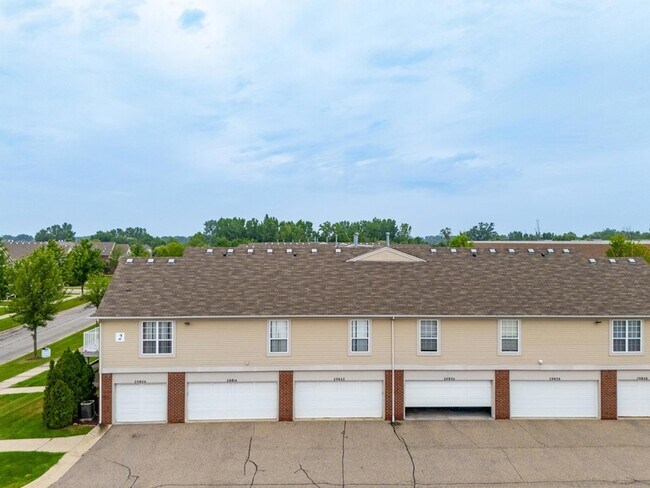 Building Photo - 29822 Heritage Pkwy
