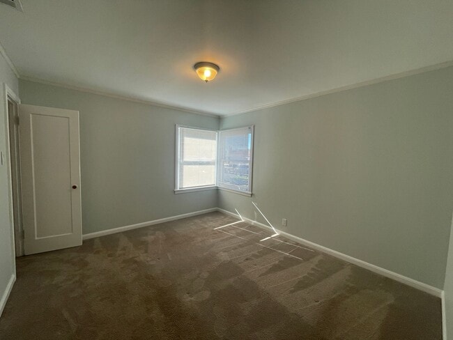Building Photo - A Colma Gem!