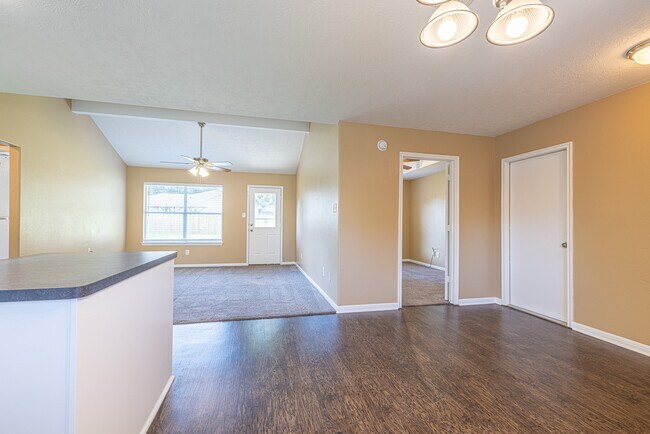 Building Photo - 16381 Many Trees Ln