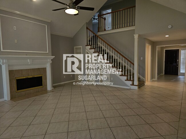 Building Photo - Elegant Living & Modern Comfort in Lexington Creek