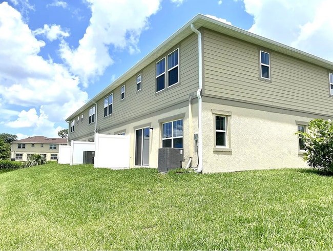 Building Photo - 15001 Caspian Tern Ct