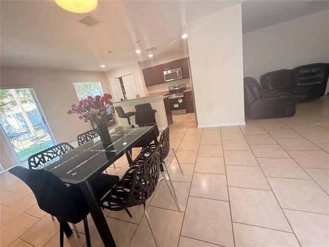 Building Photo - 307 Prickle Pear Ct