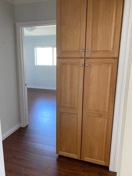 Storage - 1230 25th St