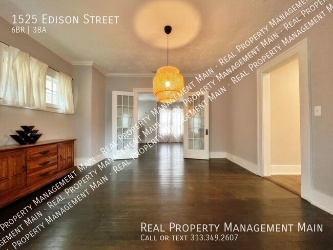 Building Photo - 1525 Edison St