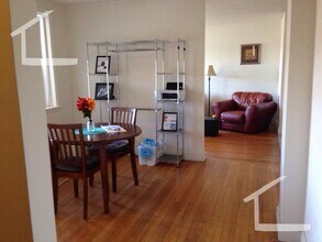 Building Photo - Great 2 bed AVAILABLE NOW!