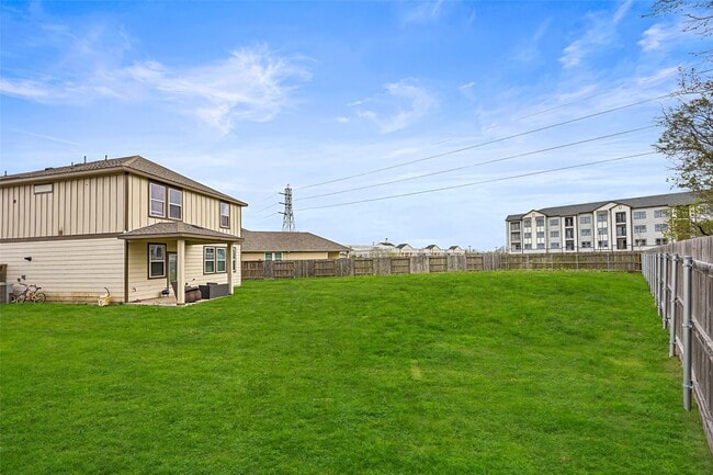 Building Photo - 12312 Swae Lee St