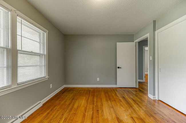 Building Photo - 507 Wilder Ave