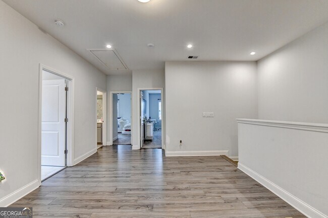 Building Photo - 6010 Bracken Brown Dr