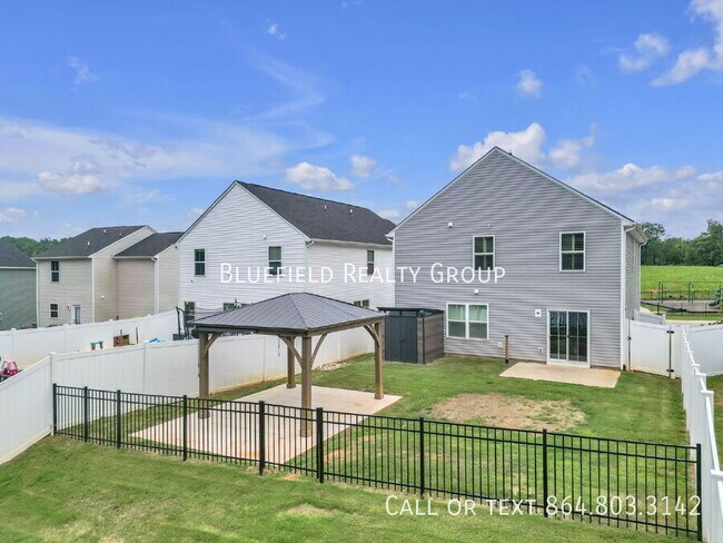 Building Photo - 139 Irish Vine Walk