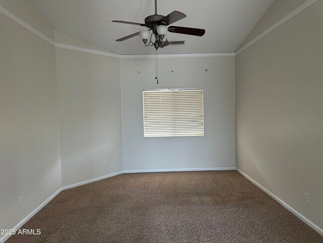 Building Photo - 200 W Flamingo Dr