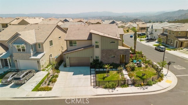 Building Photo - 11743 Canoga Ave