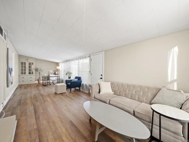 Building Photo - 367 Hedge Way