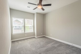 Building Photo - 5431 Camaguey St