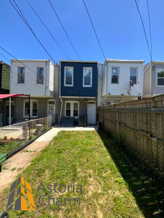 Building Photo - 3 Bedroom 1.5 Bath Baltimore Home with Finished Basement and Fenced Yard