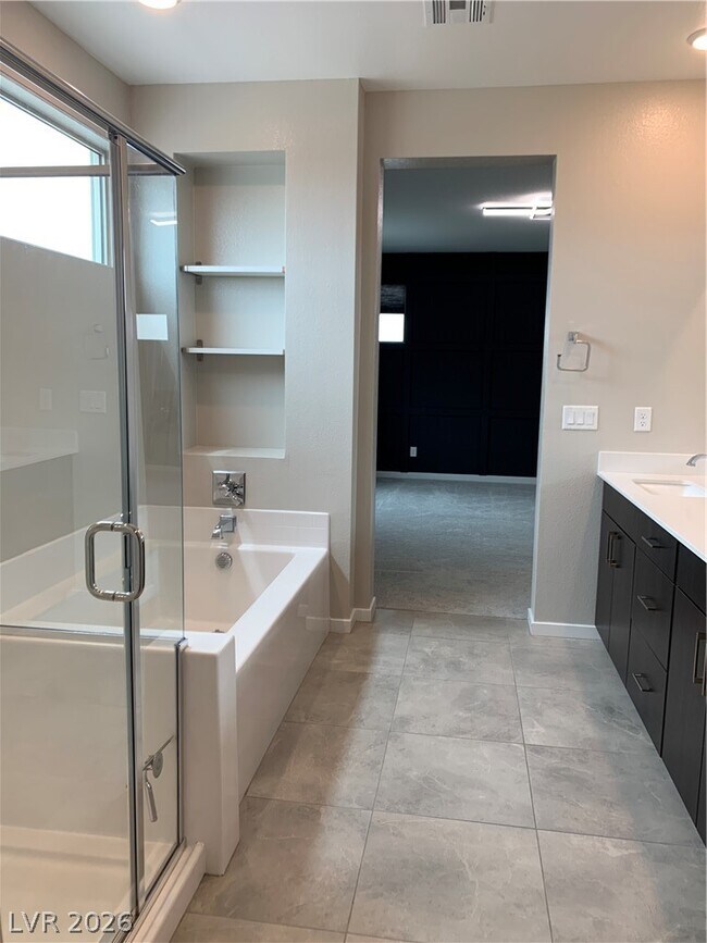 Building Photo - 537 Ruby Mesa Ave