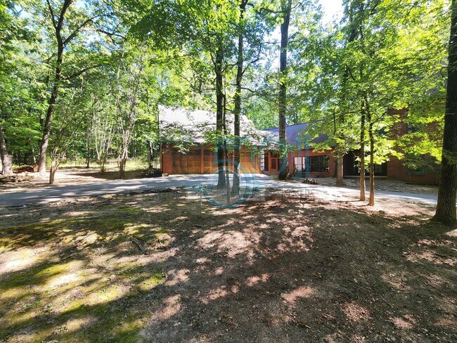 Building Photo - Available Soon! RARE! Exquisite home for l...