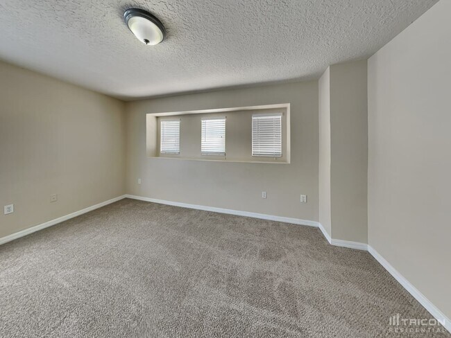 Building Photo - 17519 Balmaha Dr
