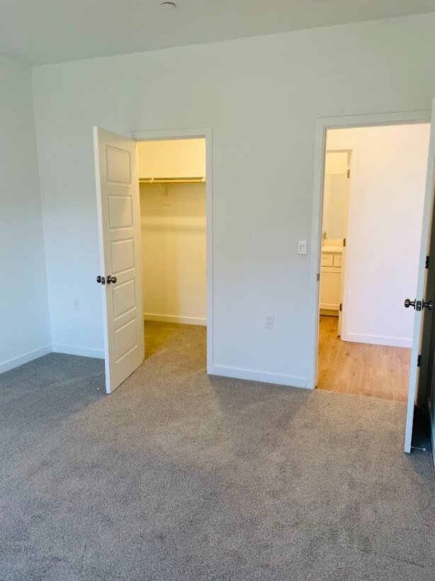 Building Photo - 2365 Pepperdine Dr