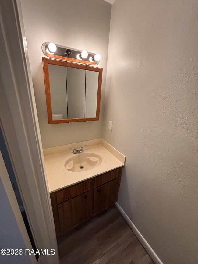 Building Photo - 108 Cantal Dr