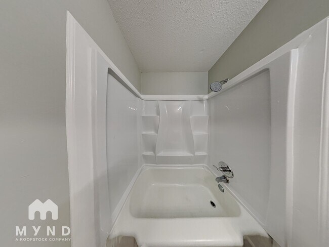 Building Photo - 8206 Whitehead Dr