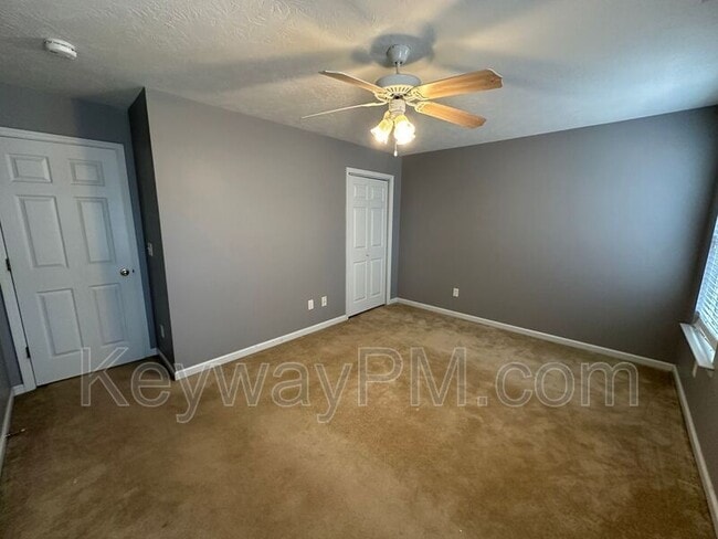 Building Photo - 435 St Julian Pl