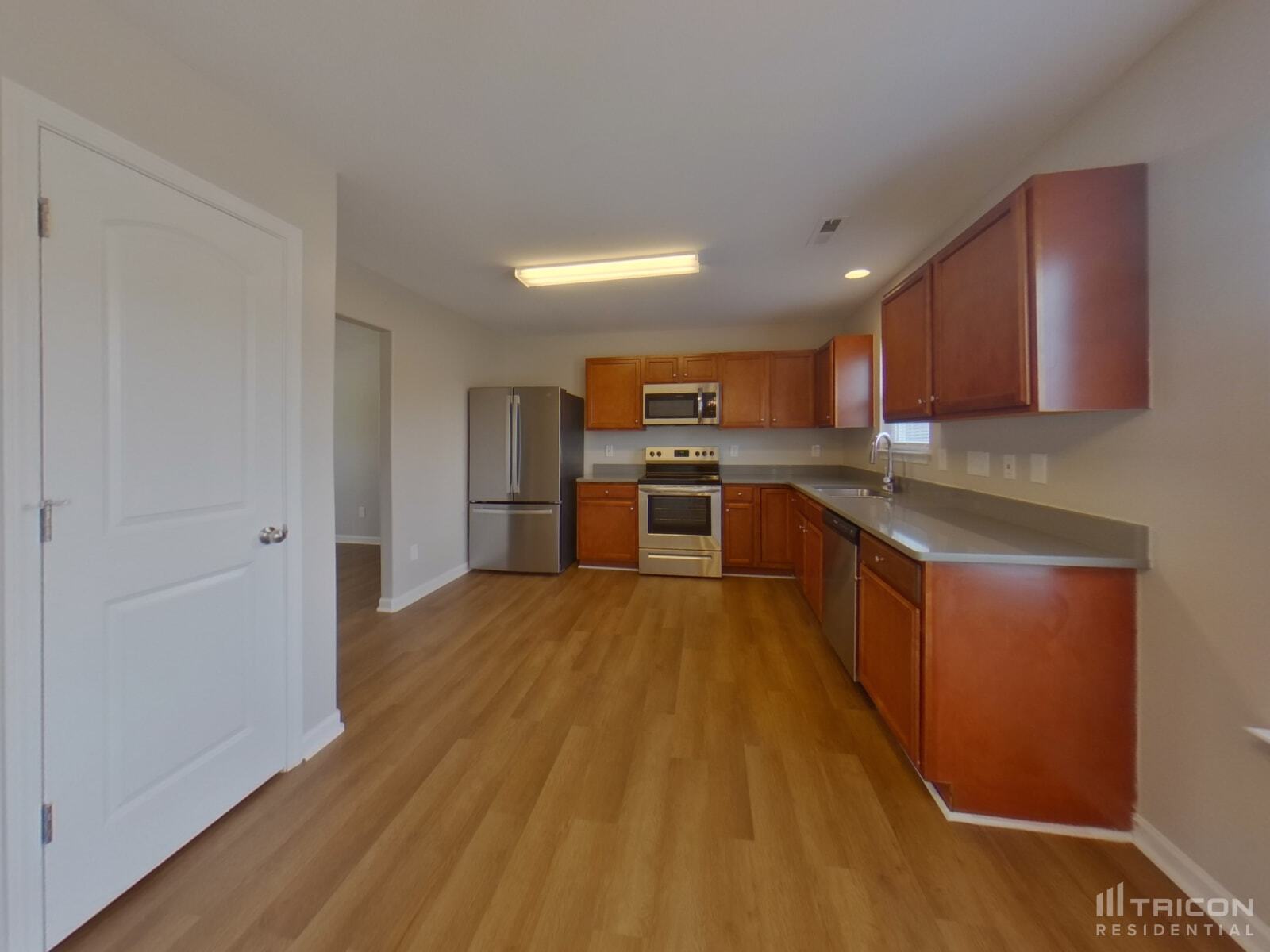 Building Photo - 657 Switchback Ct