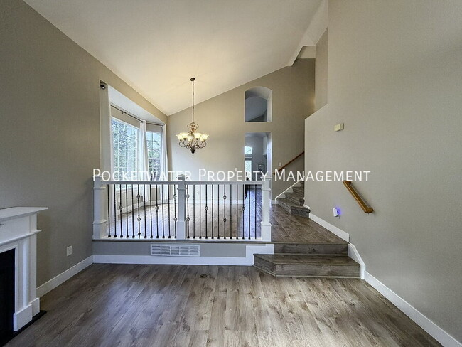 Building Photo - 2127 Mountain Iris Dr