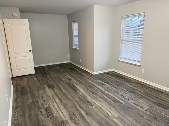 Building Photo - 2327 Bristol Dr