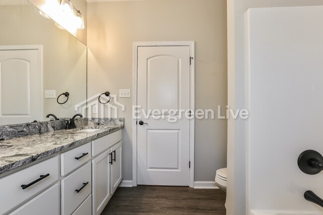 Building Photo - 4548 Western Woods Dr