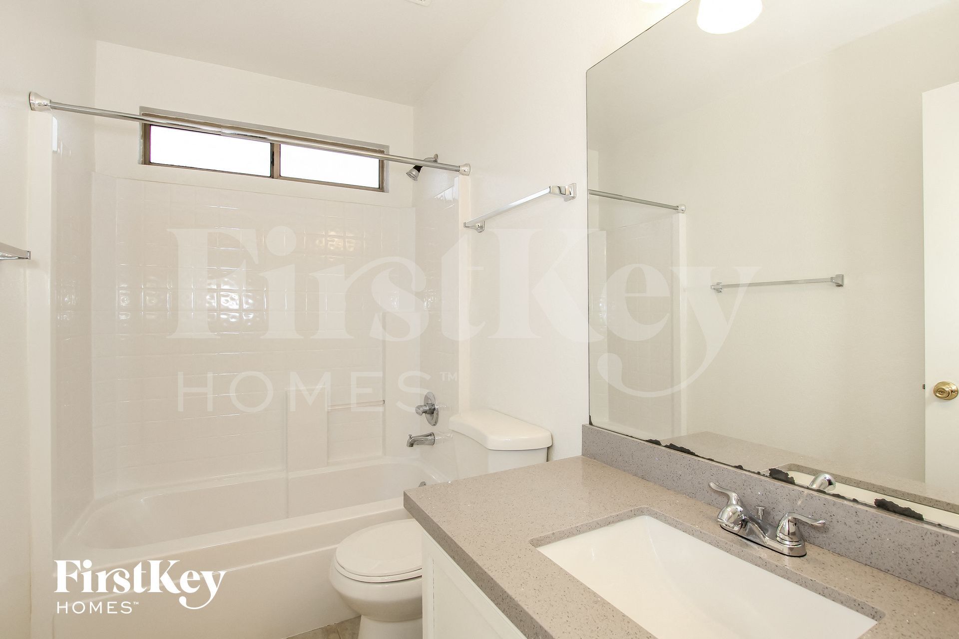 Building Photo - 8564 W Sunnyslope Ln