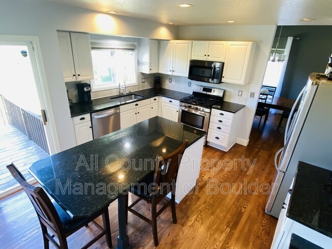 Building Photo - 381 lodgewood Lane