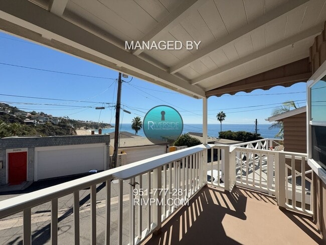 Building Photo - Incredible Gem! Ocean side of PCH with expansive views won't last long!