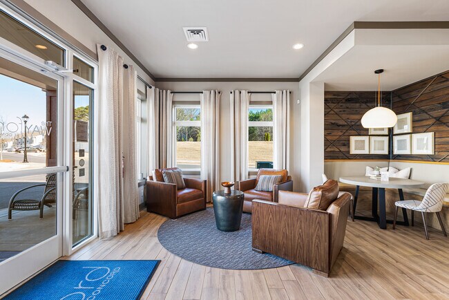 Building Photo - 6543 Doan Dr NW