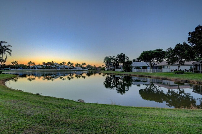 Building Photo - 2245 Sapphire Cir