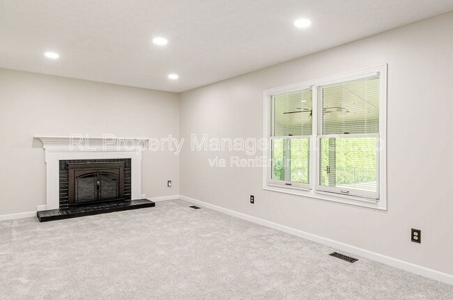 Building Photo - 7034 Cavalry Ct