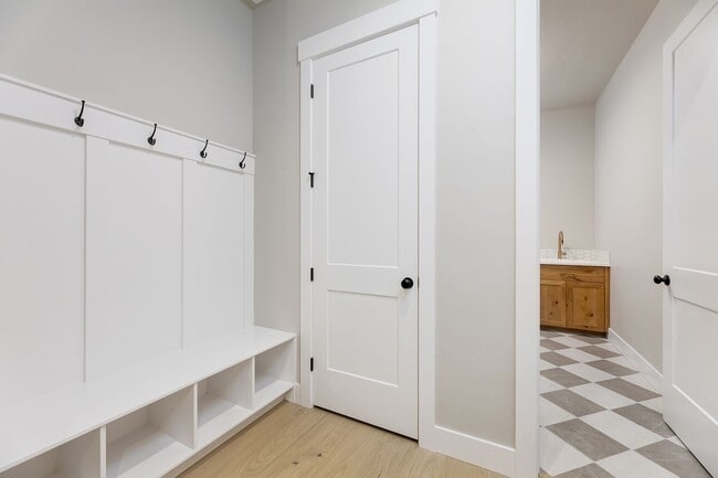 Building Photo - 4 Bed | 4 Bath | 3,591 Sq. Ft. | 1 Acre | RV Garage | Brand-New Luxury Home