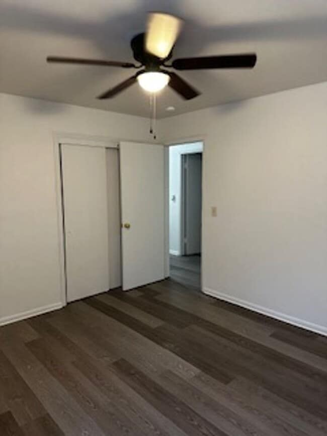 Building Photo - Newly Remodeled Home – Conveniently Located!