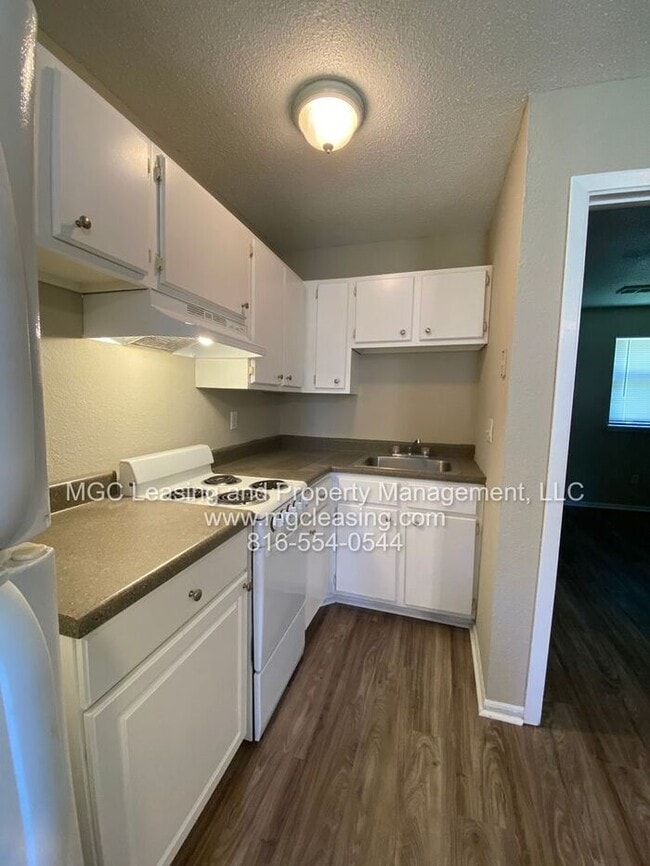 Building Photo - Welcoming and Serene Community Living — Av...