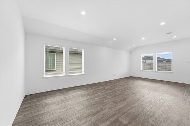 Building Photo - 31323 Heddington Ln