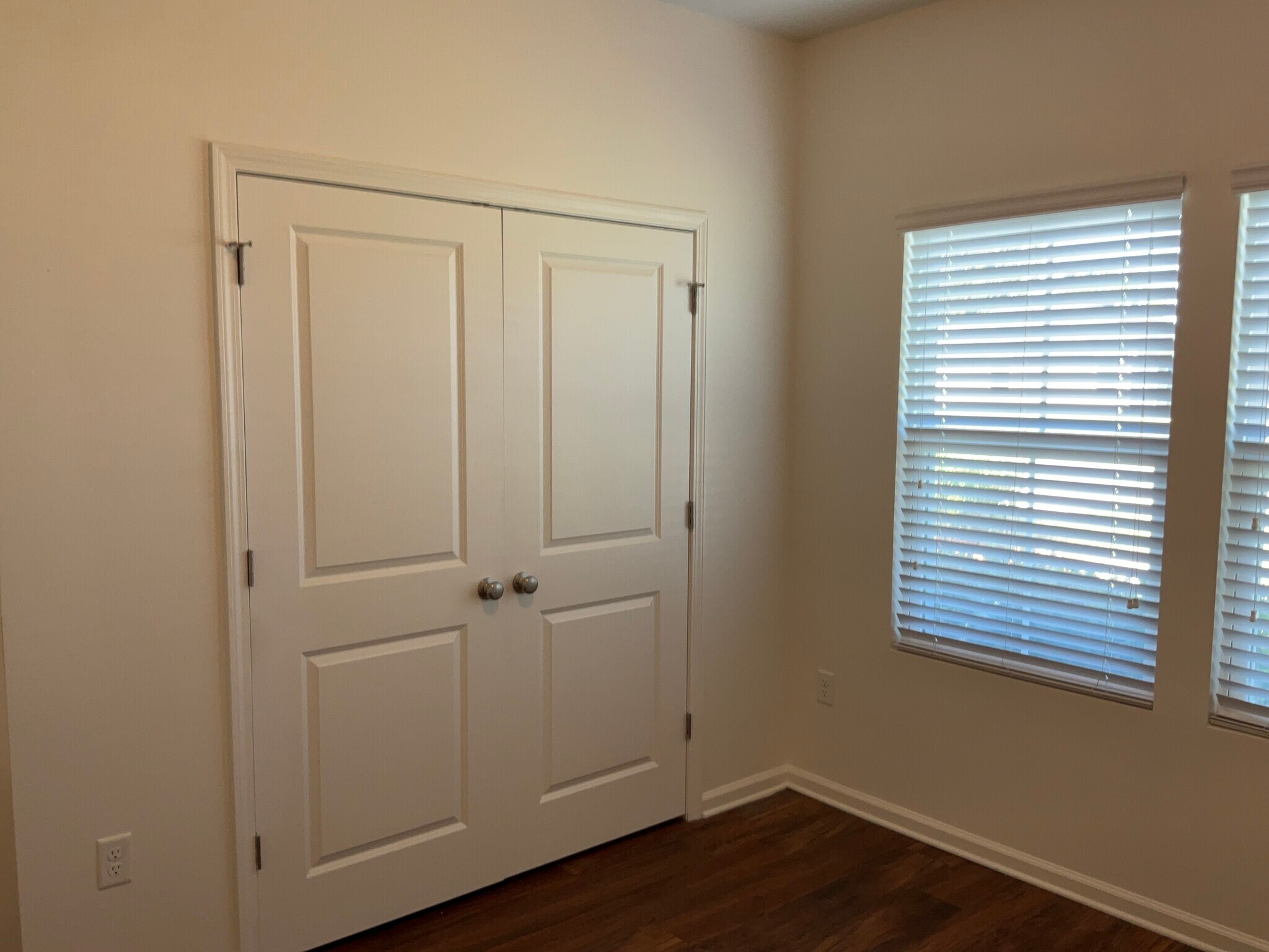 Building Photo - 8116 Golden Bamboo Dr