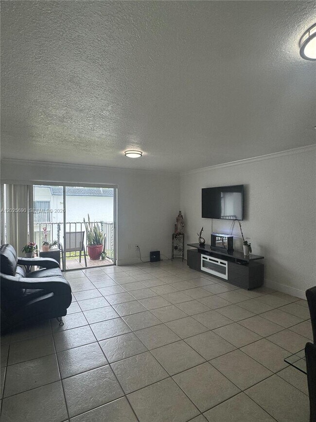 Building Photo - 7235 SW 94th Pl