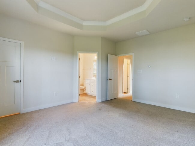 Building Photo - 301 W 20th St